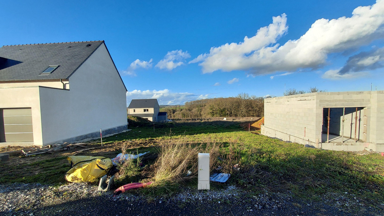 Terrain constructible de 476m2 à Janzé