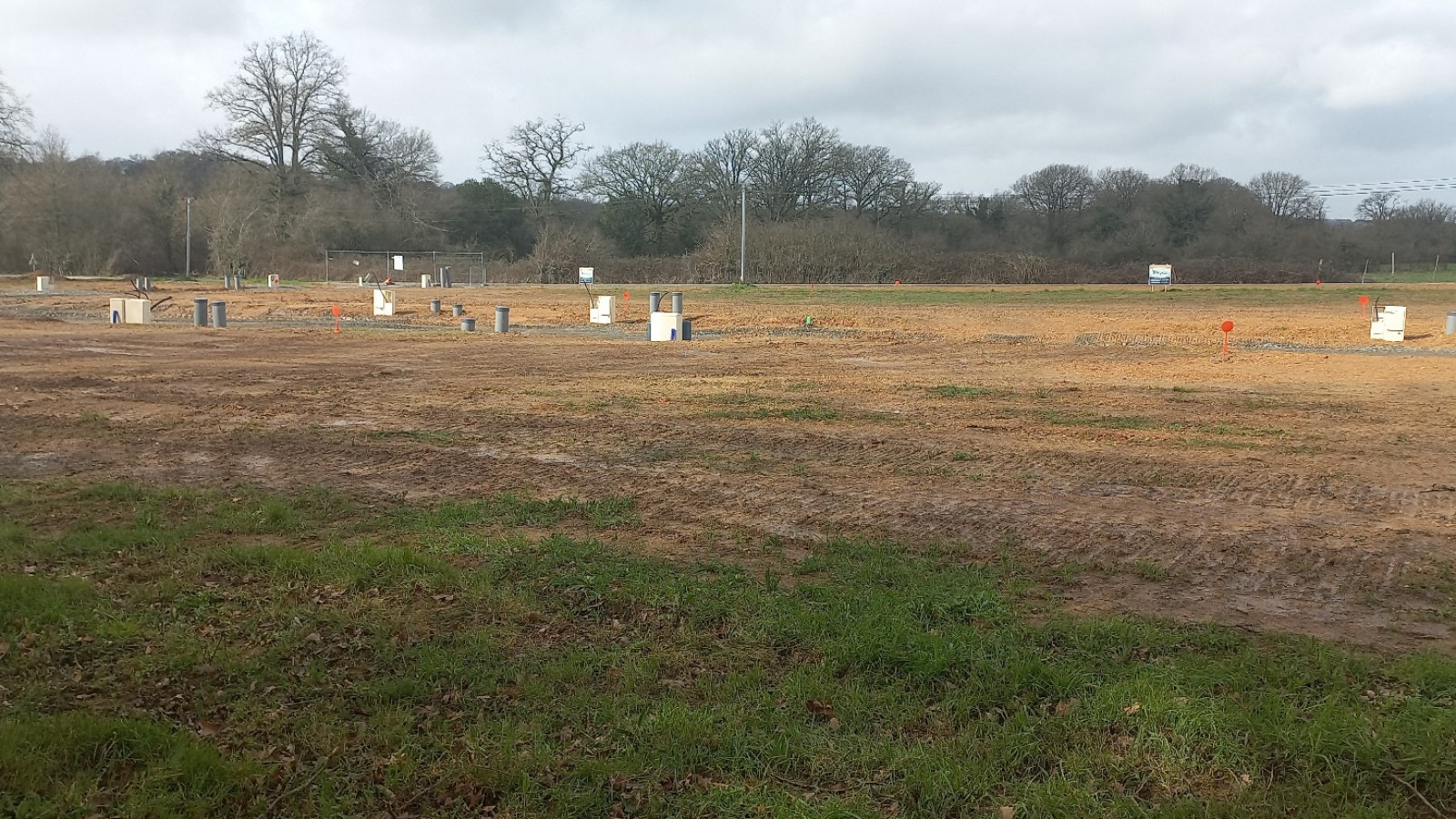 Terrain constructible de 400m2 à Saint-Aubin-des-Landes