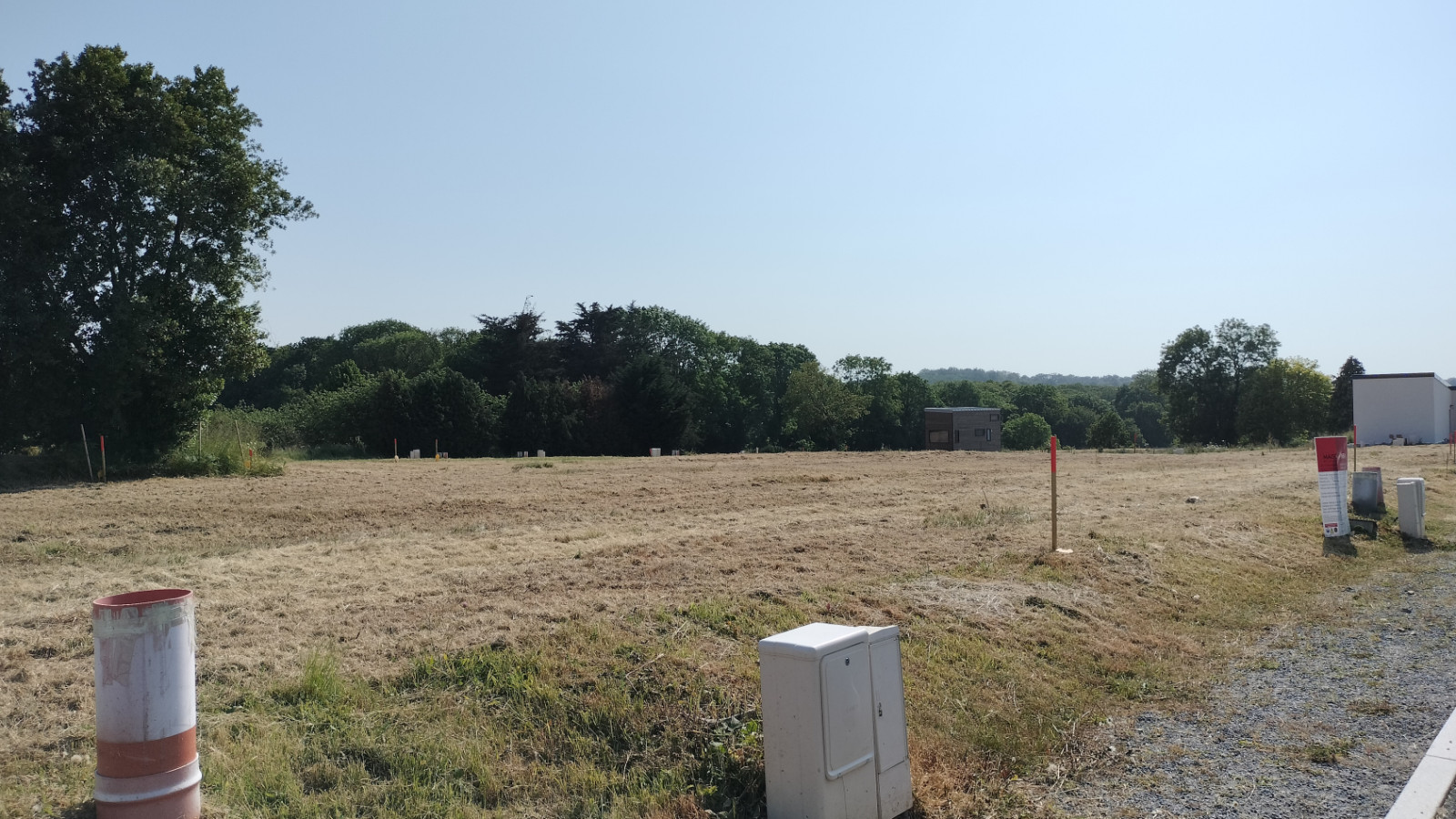 Terrain constructible de 312m2 à Montreuil-sur-Ille